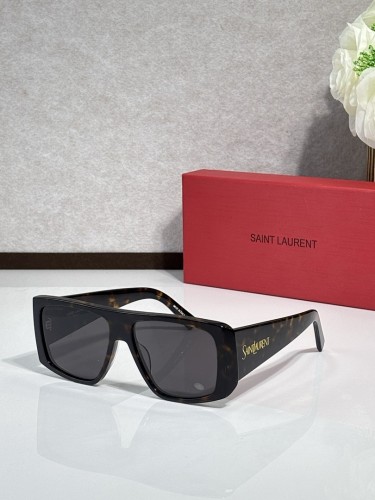 YL  Sunglasses AAAA-1564