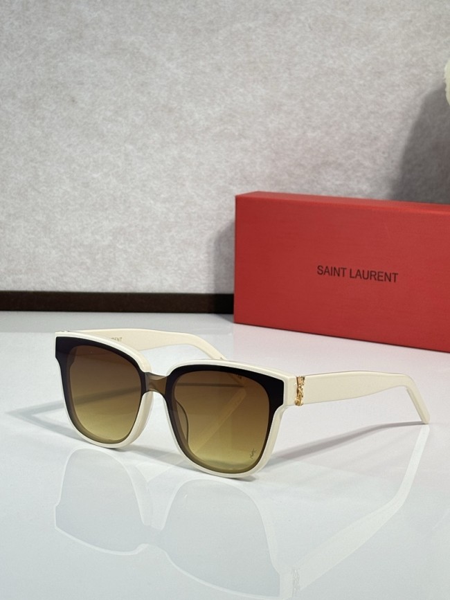 YL  Sunglasses AAAA-1621