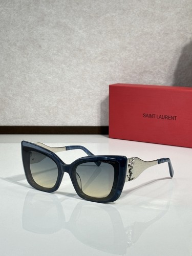 YL  Sunglasses AAAA-1605