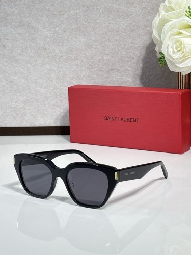 YL  Sunglasses AAAA-1743