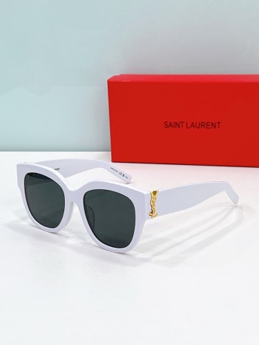 YL  Sunglasses AAAA-1651