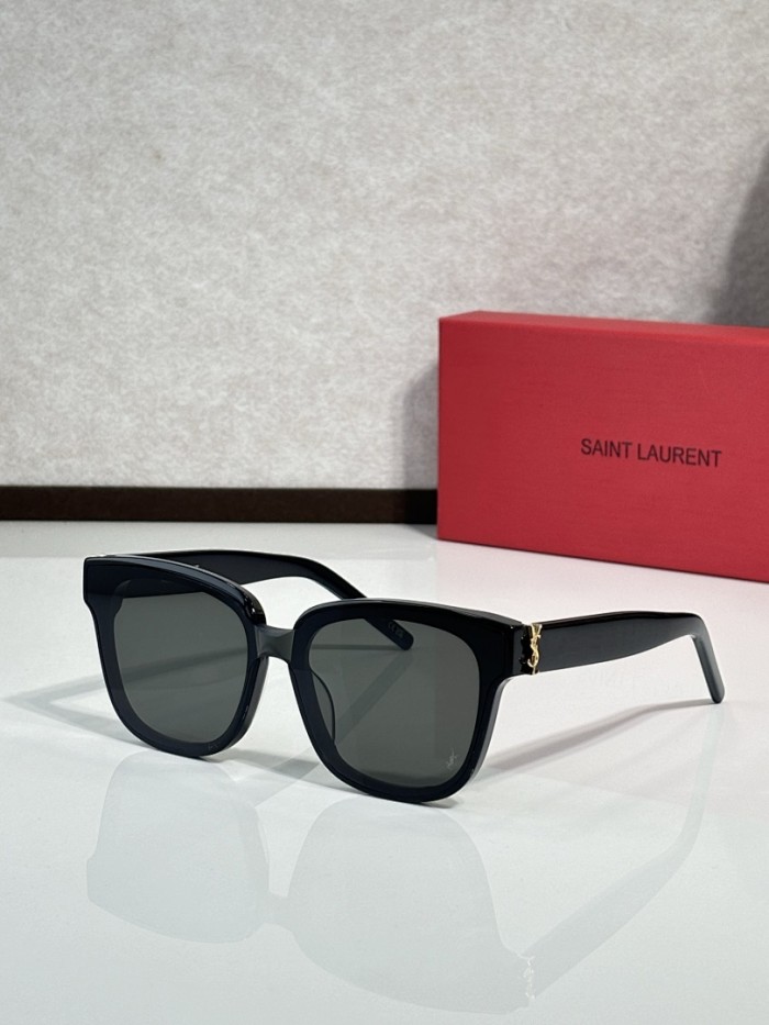 YL  Sunglasses AAAA-1620