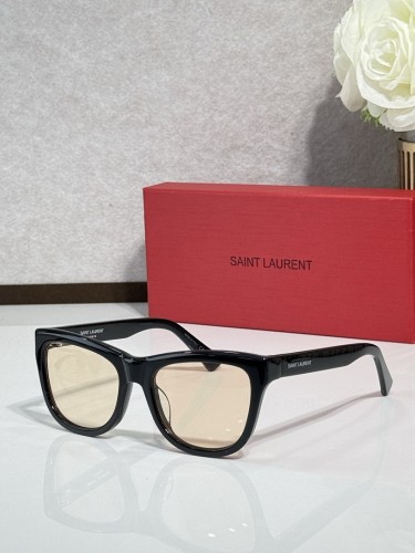 YL  Sunglasses AAAA-1778