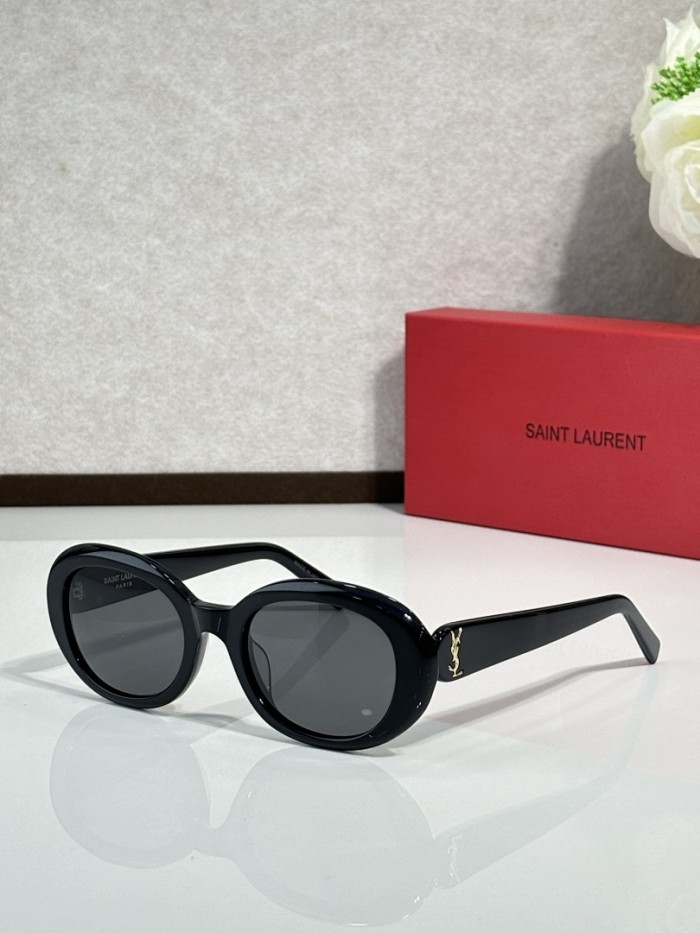 YL  Sunglasses AAAA-1542