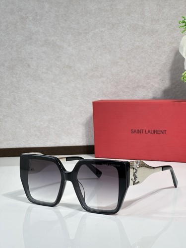 YL  Sunglasses AAAA-1690
