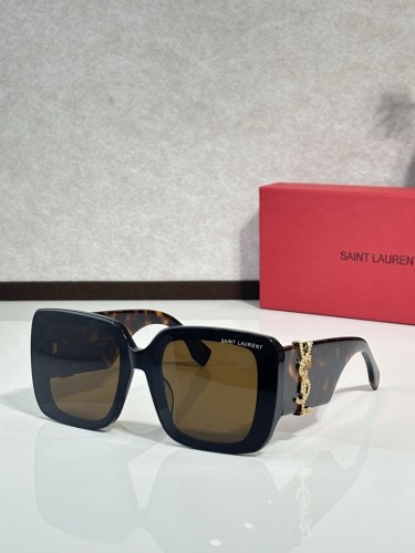 YL  Sunglasses AAAA-1674