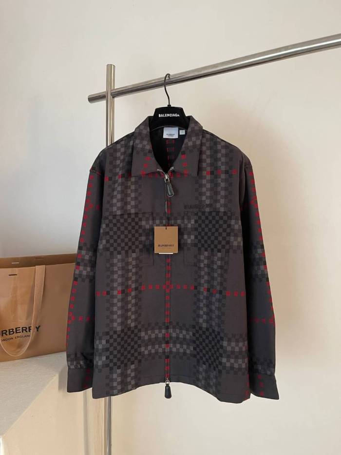 Burberry Jacket High End Quality-013