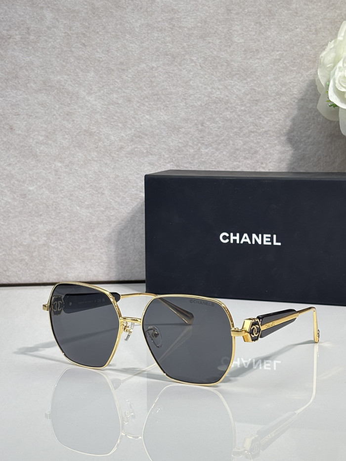 CHNL Sunglasses AAAA-7445