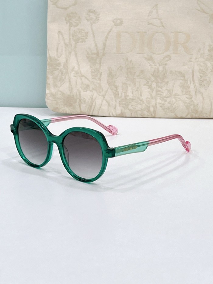 Dior Sunglasses AAAA-4779