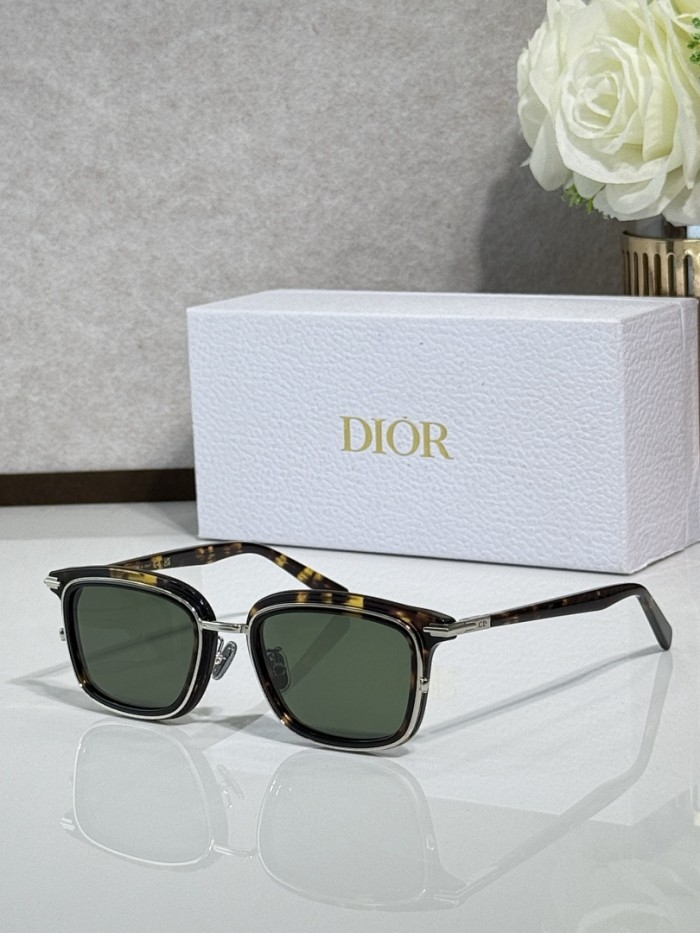 Dior Sunglasses AAAA-4700