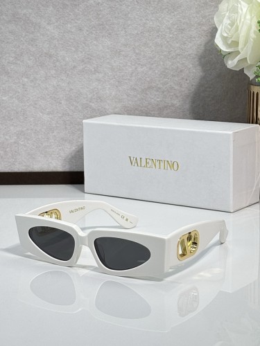 V Sunglasses AAAA-726