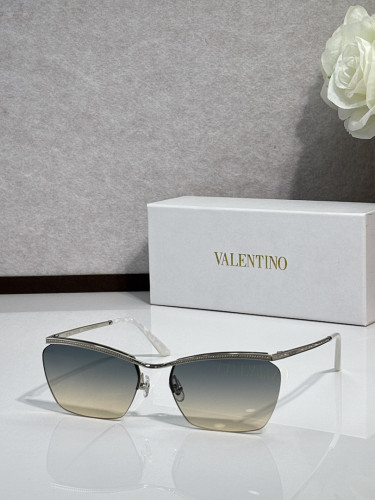 V Sunglasses AAAA-743