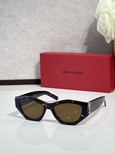 YL  Sunglasses AAAA-1799