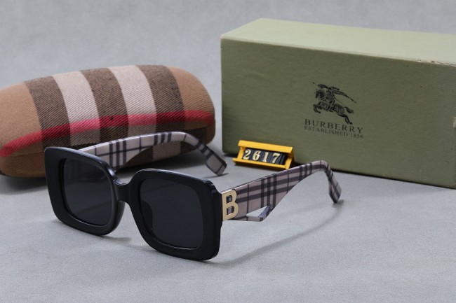 Burberry Sunglasses AAA-325