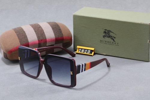 Burberry Sunglasses AAA-333