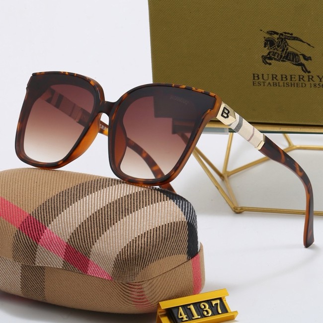 Burberry Sunglasses AAA-381