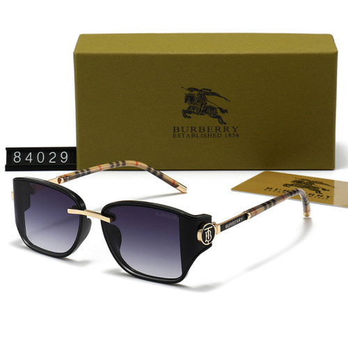 Burberry Sunglasses AAA-513