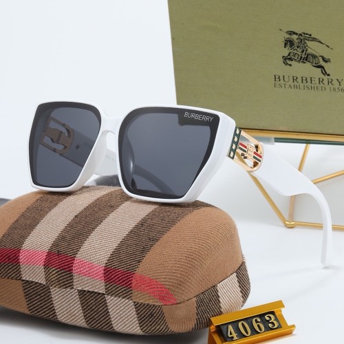 Burberry Sunglasses AAA-366