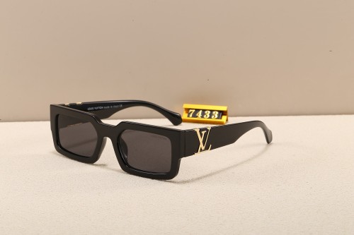 LV Sunglasses AAA-978