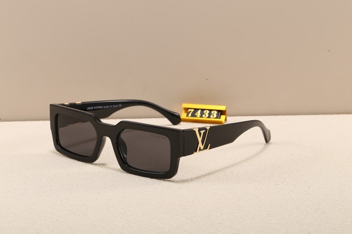 LV Sunglasses AAA-978