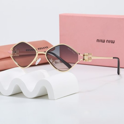 Miu Miu Sunglasses AAA-712