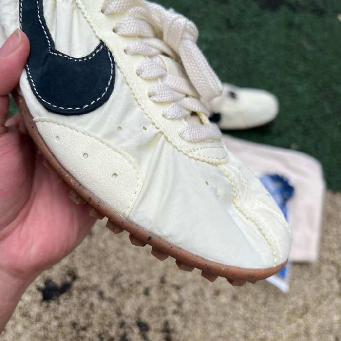 Jacquemus x Nike Jacumoon Shoes-004