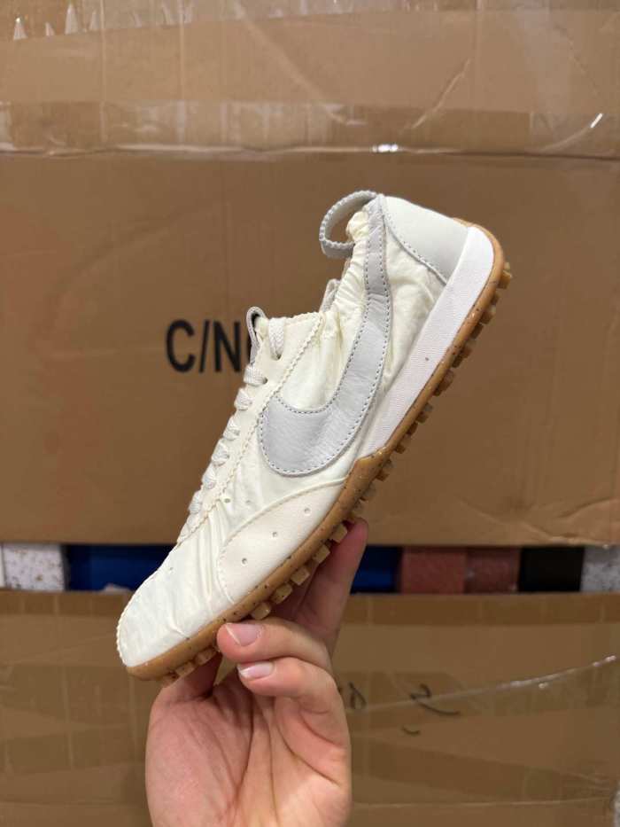 Jacquemus x Nike Jacumoon Shoes-007