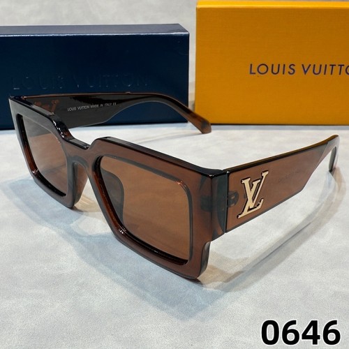 LV Sunglasses AAA-942