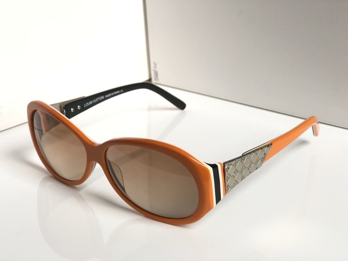 LV Sunglasses AAA-1502