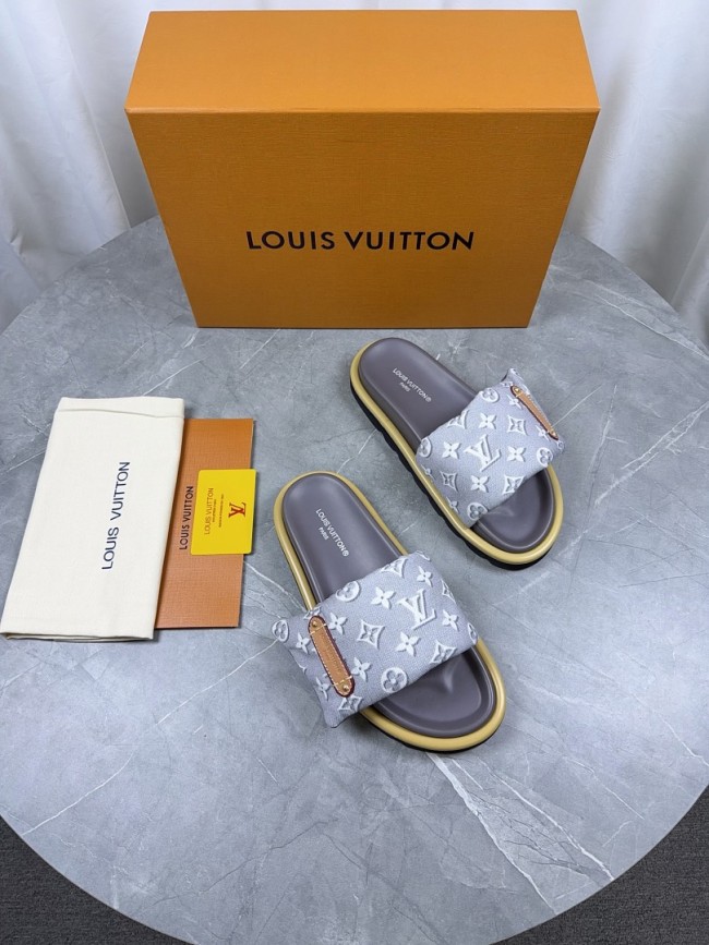 LV women Sandals 1：1 Quality-1212