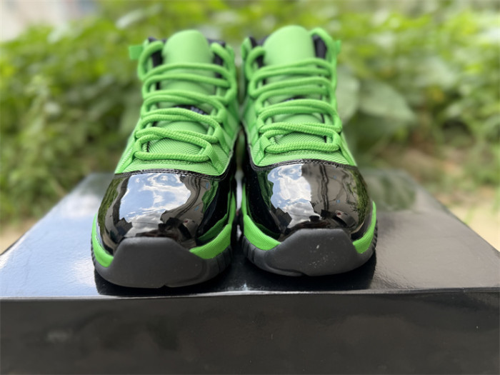Authentic Air Jordan 11 Retro Celits