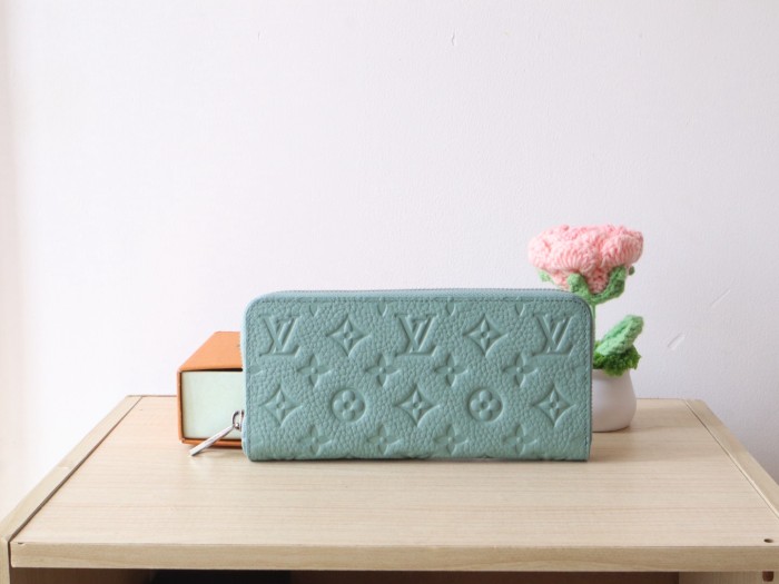 Super Perfect LV Wallet-886