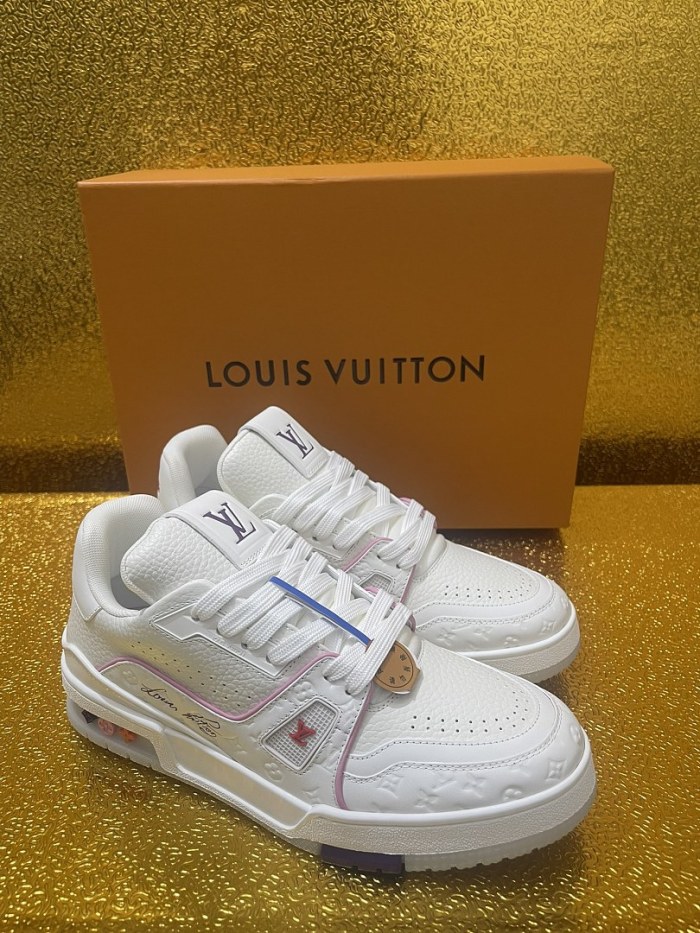 LV Men shoes 1：1 quality-5220