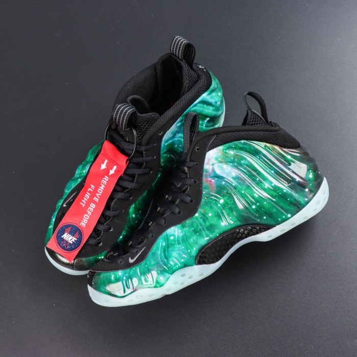 Authentic Nike Air Foamposite One Green “Galaxy”