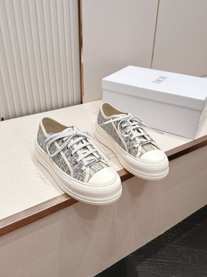Dior Women Shoes 1：1 quality-768