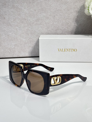V Sunglasses AAAA-748