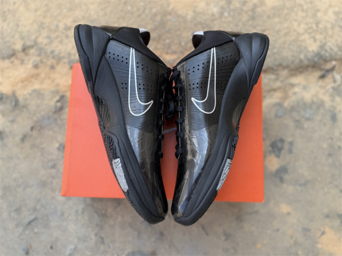 Authentic  Kobe V5 2010 “BlackOut”