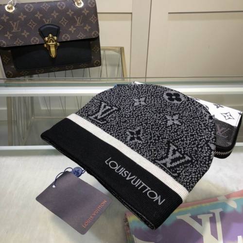 LV Hats AAA-1693