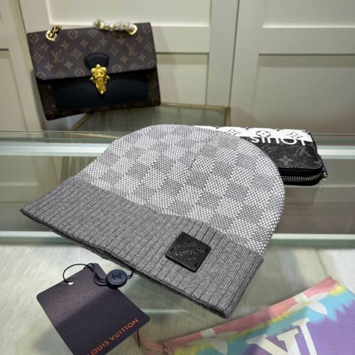 LV Hats AAA-1684