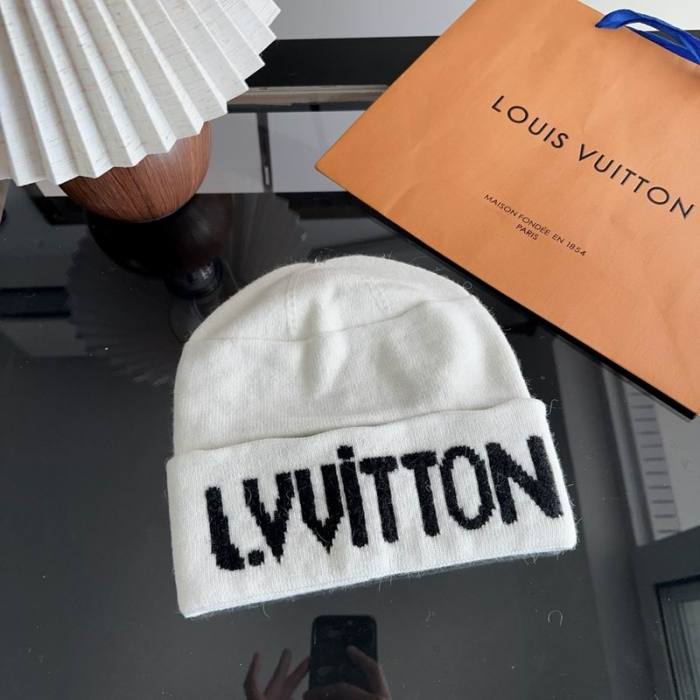 LV Hats AAA-1783