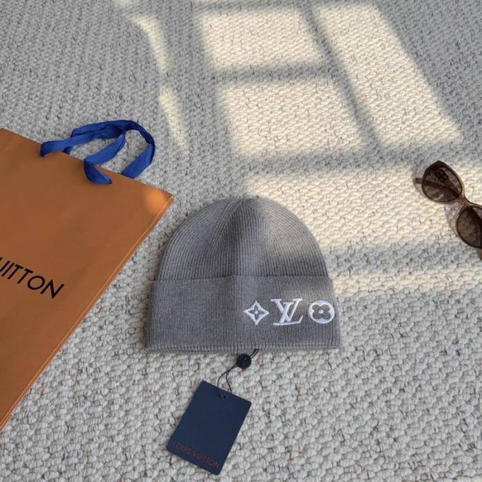 LV Hats AAA-1898