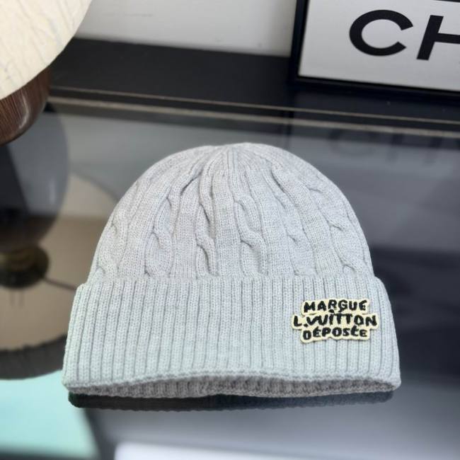 LV Hats AAA-1817