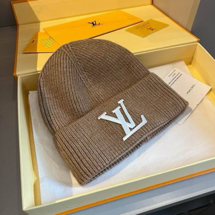 LV Hats AAA-1786
