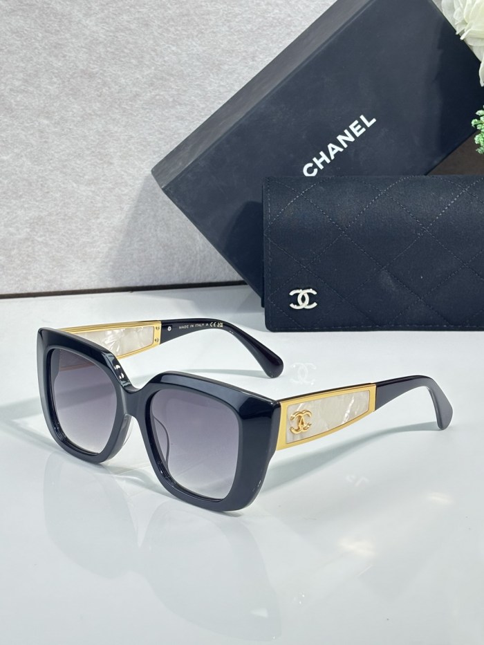 CHNL Sunglasses AAAA-8440