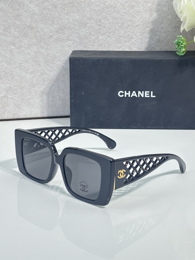 CHNL Sunglasses AAAA-8402