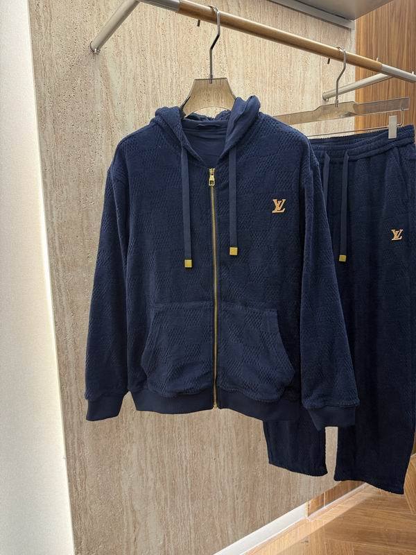LV long sleeve men suit-847(M-XXXL)