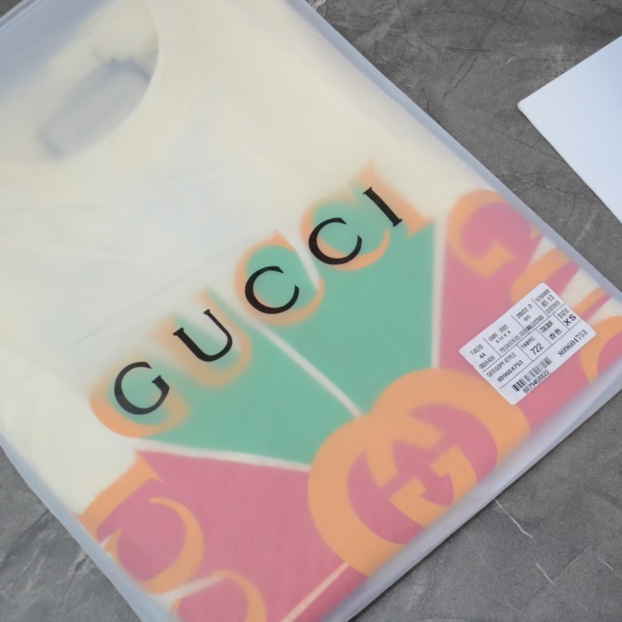 1:1 quality version Red and green radiating monogram print tee