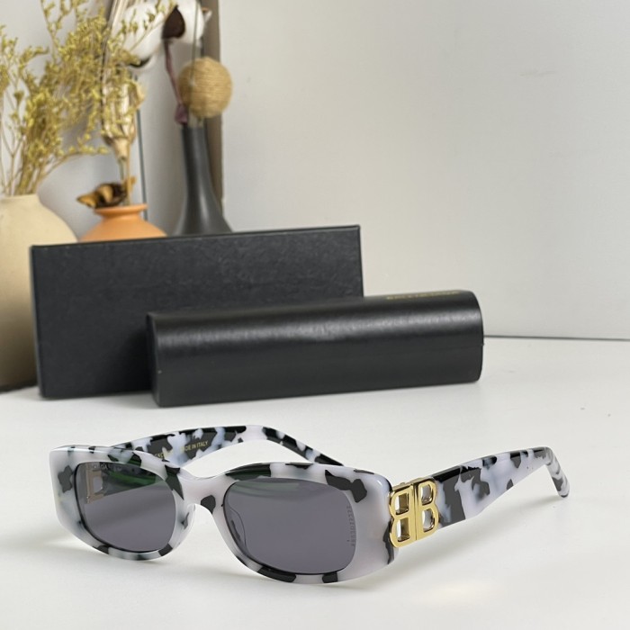 1:1 quality version Personalized small frame letter glasses