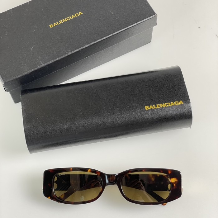 1:1 quality version Personalized small frame letter glasses