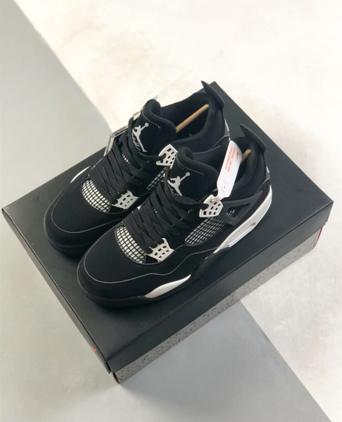@j4 Double-color Leather Sneakers 2 colors